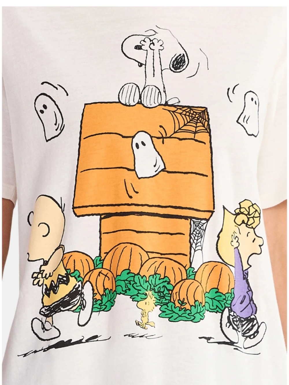 Peanuts Women’s Winter White Graphic T-Shirt Size Medium NWT - Picture 3 of 5